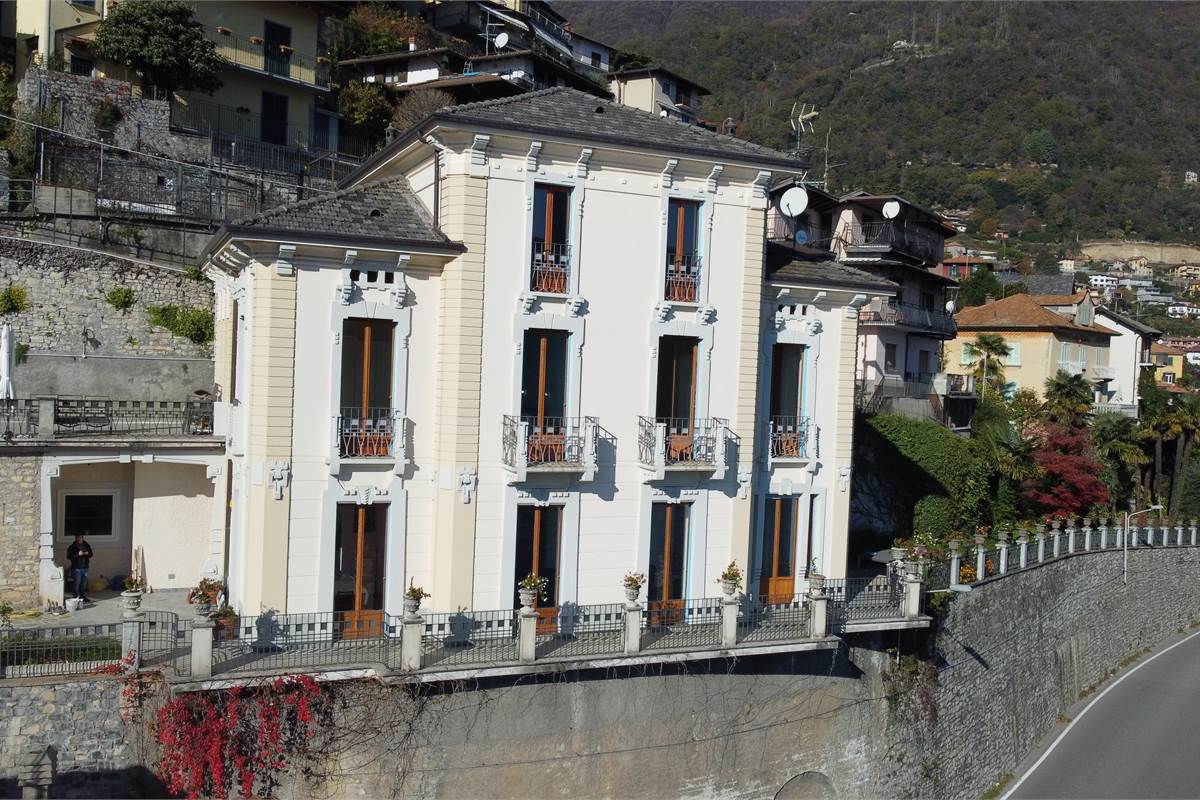 Splendida proprietà sul lago di Como