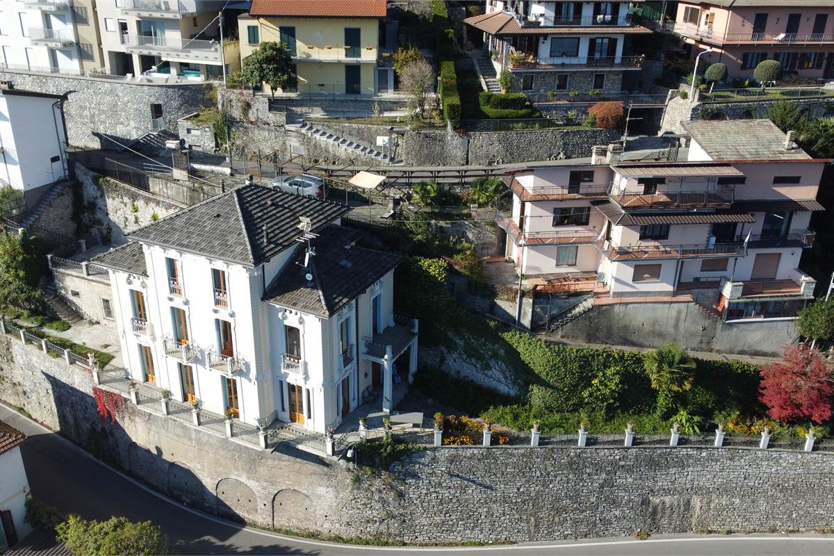 Splendida proprietà sul lago di Como