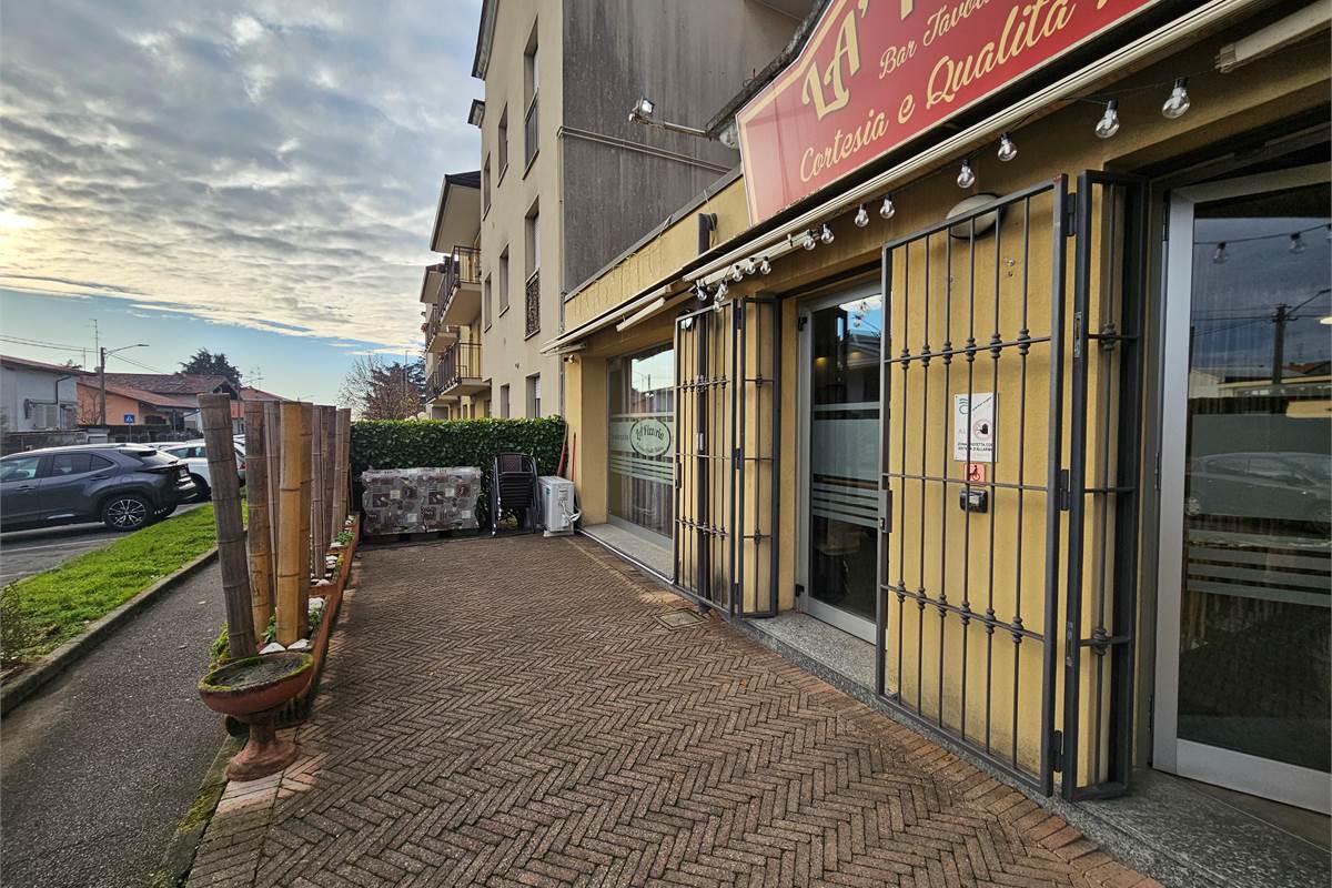 Pizzeria in Vendita A Rovellasca