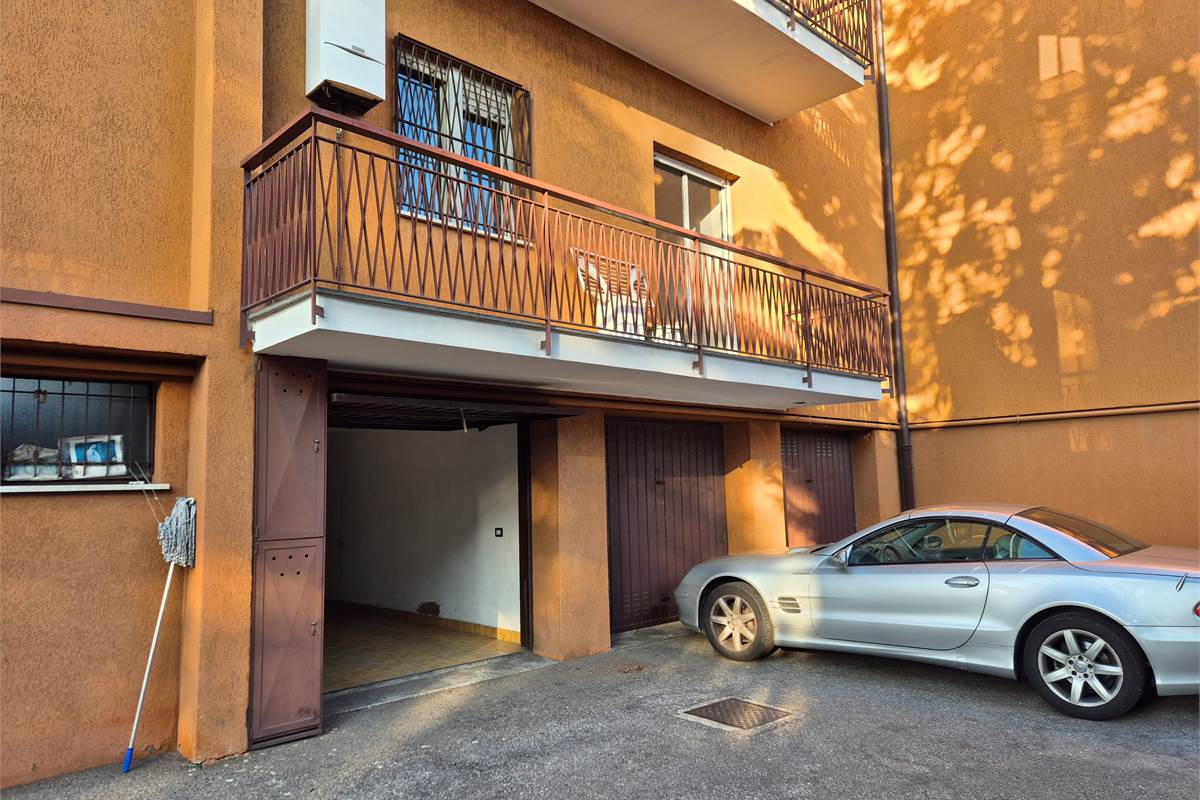Interessante negozio in vendita a Cermenate