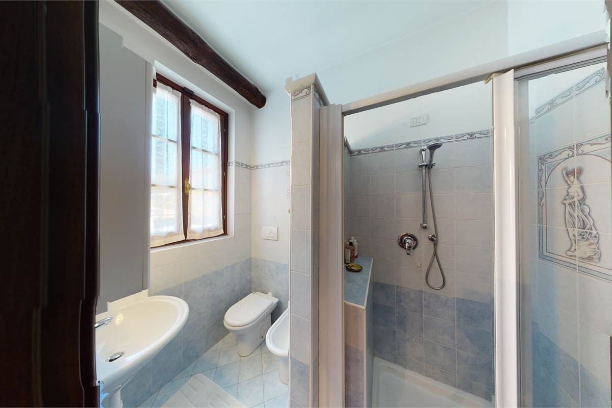 Appartamento in villa ad Appiano Gentile