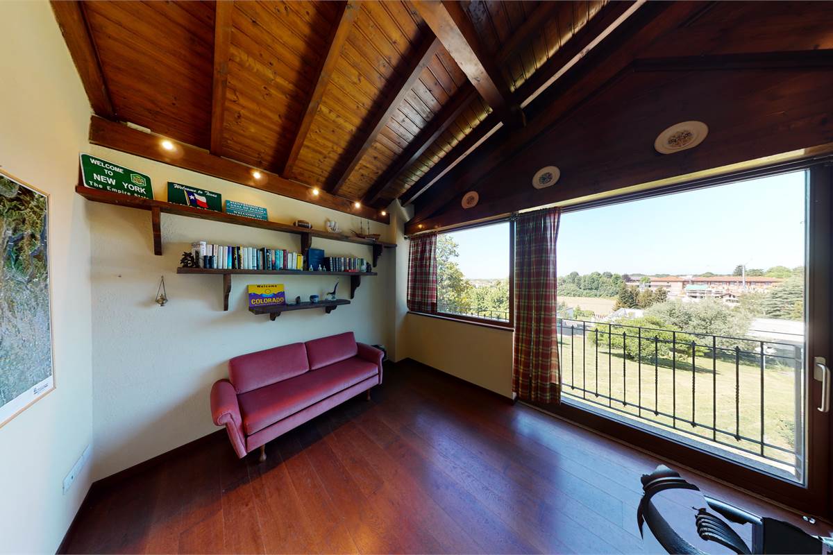 Appartamento in villa ad Appiano Gentile