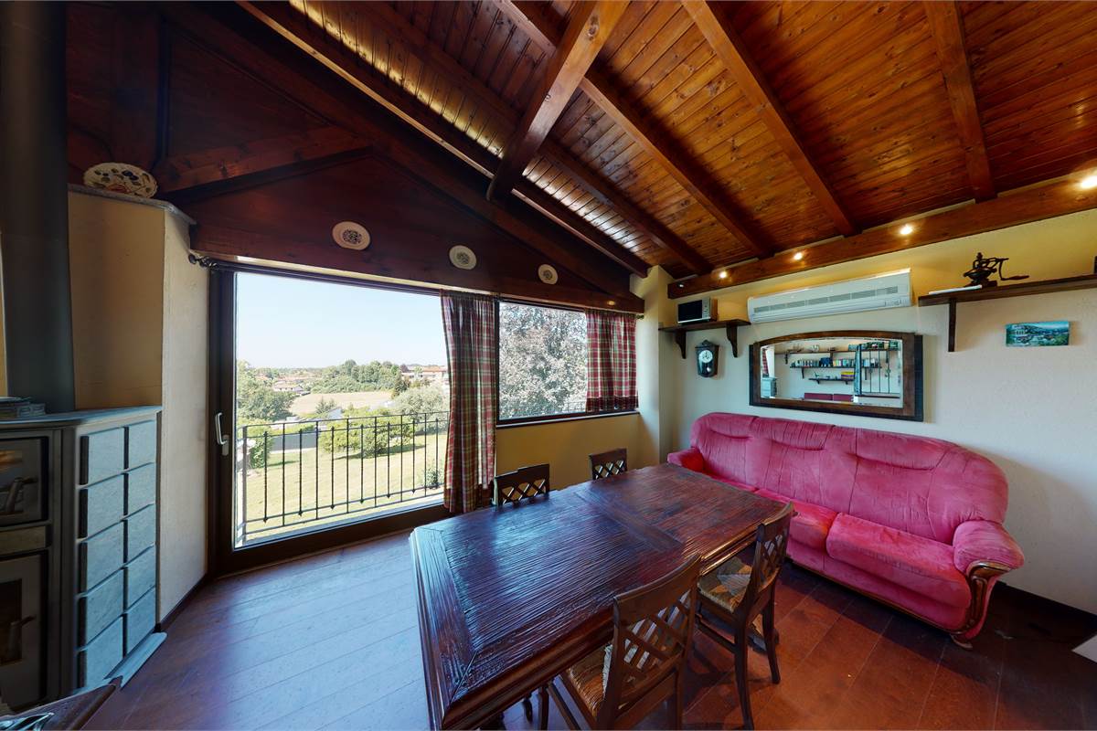 Appartamento in villa ad Appiano Gentile