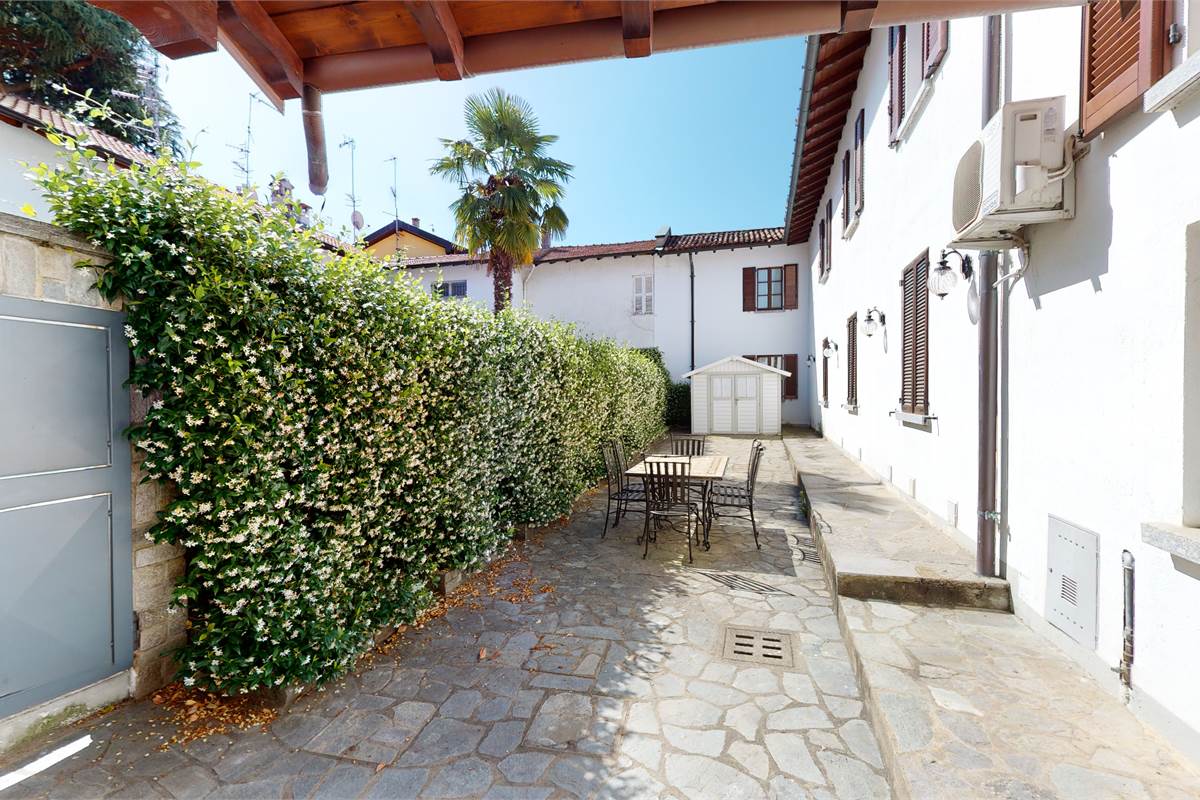 Appartamento in villa ad Appiano Gentile
