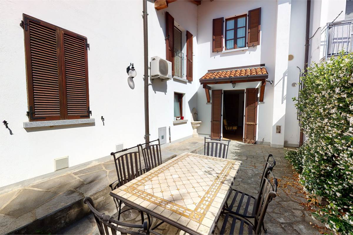 Appartamento in villa ad Appiano Gentile