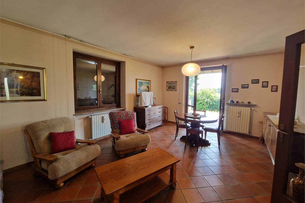 Proprietà agricola in vendita a Rovellasca