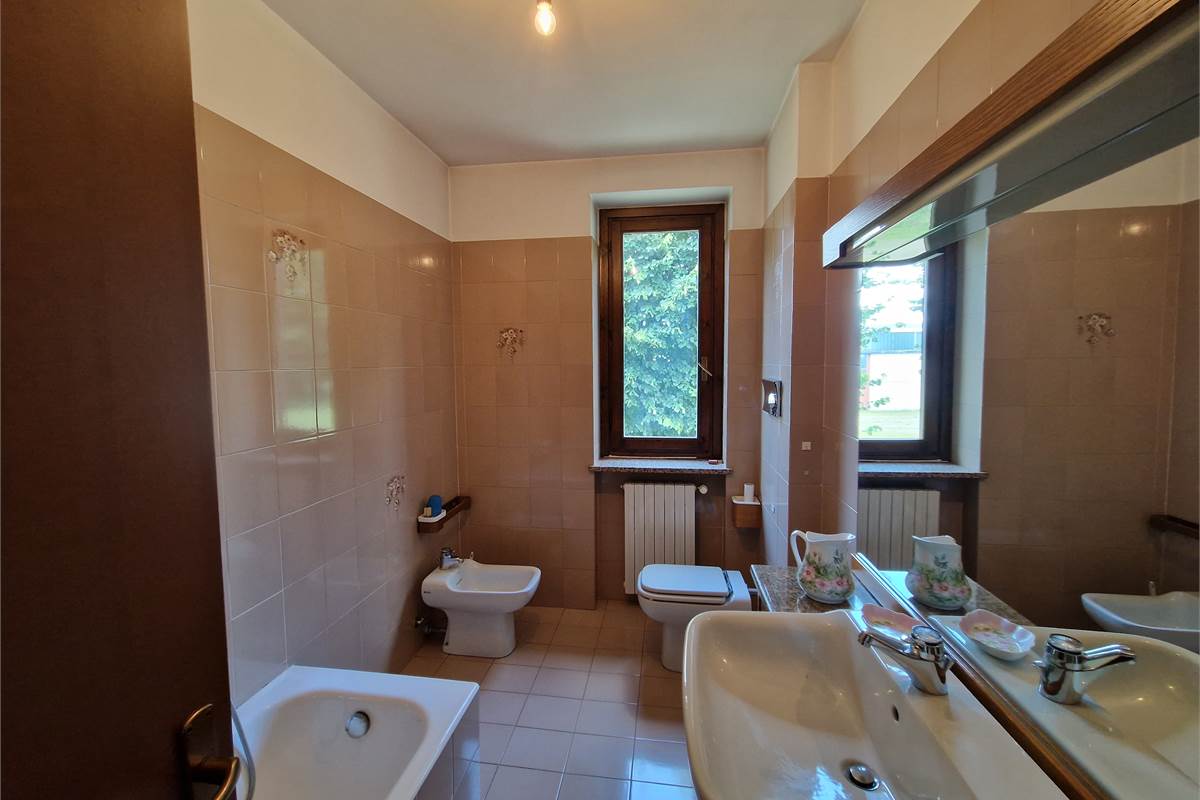 Proprietà agricola in vendita a Rovellasca