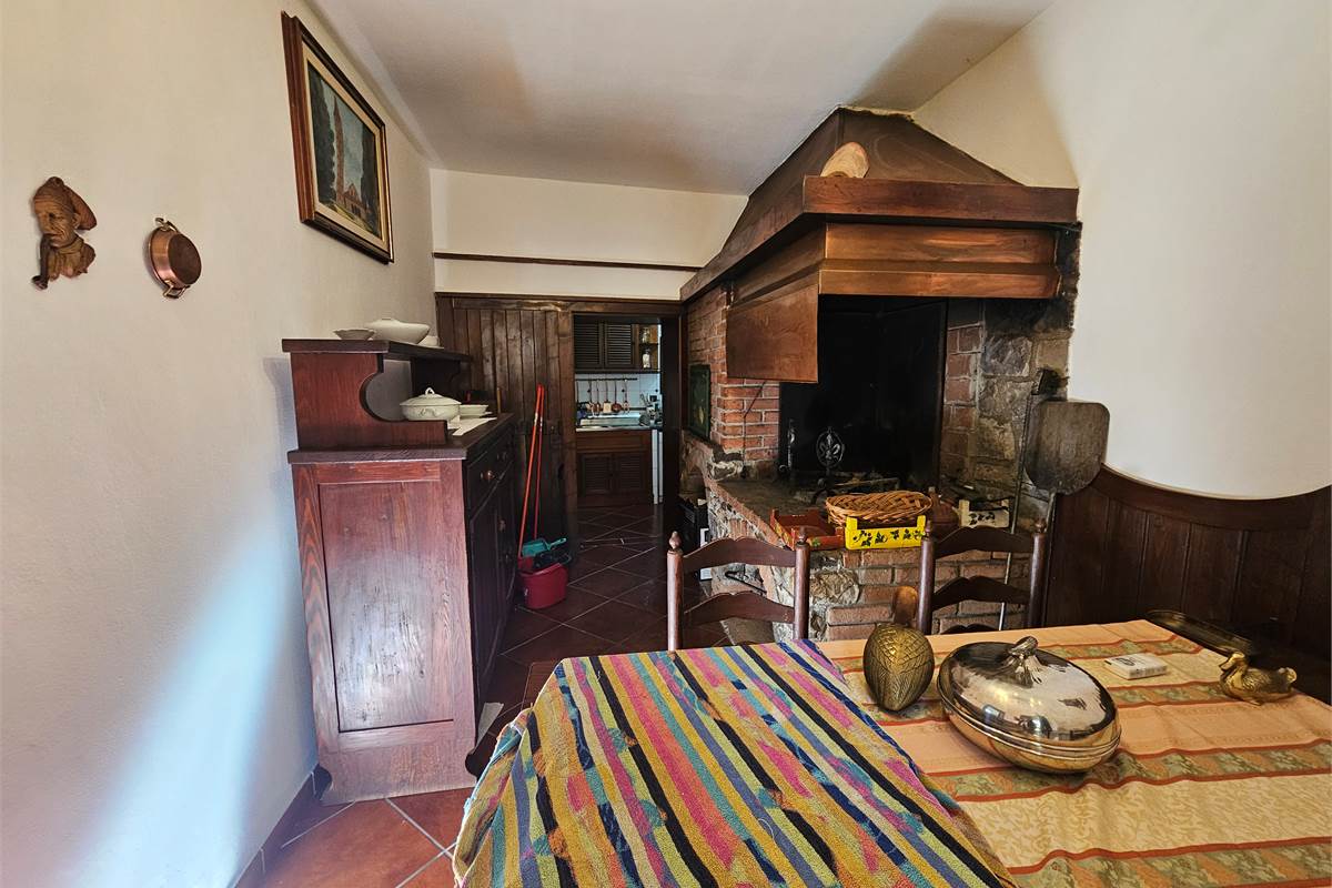 Porzione di casa a Forotondo con giardino