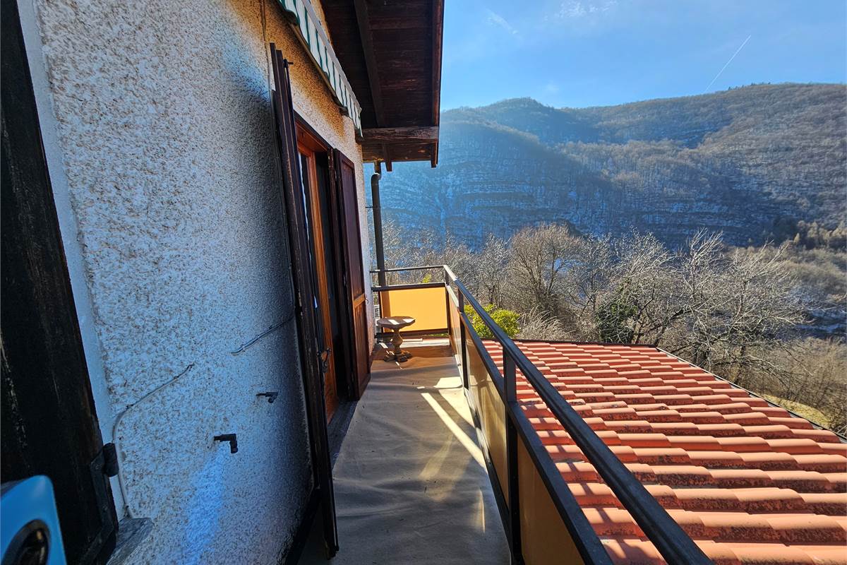 Porzione di casa a Forotondo con giardino