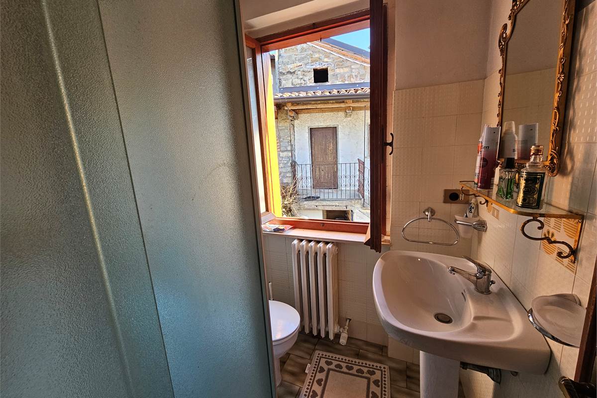 Porzione di casa a Forotondo con giardino