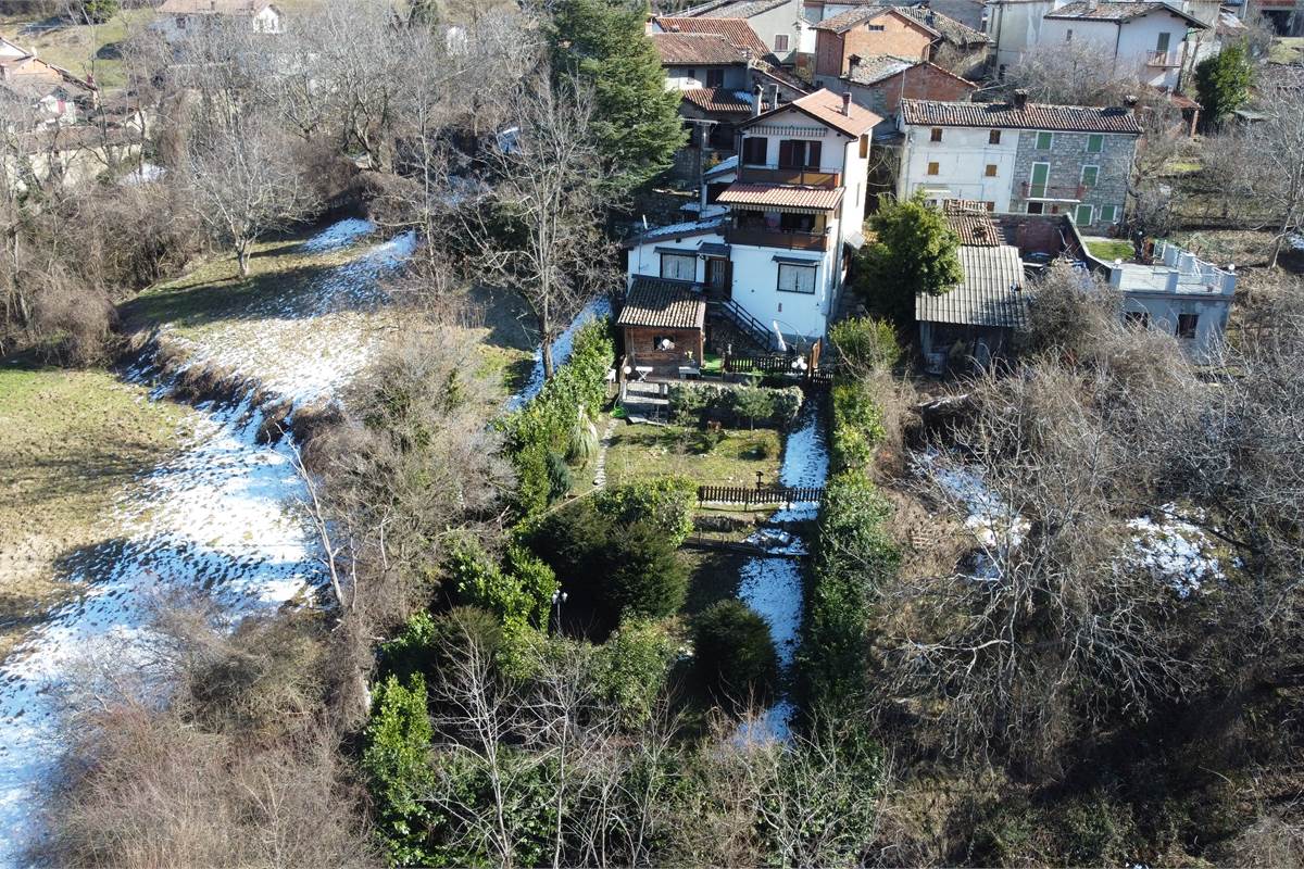 Porzione di casa a Forotondo con giardino