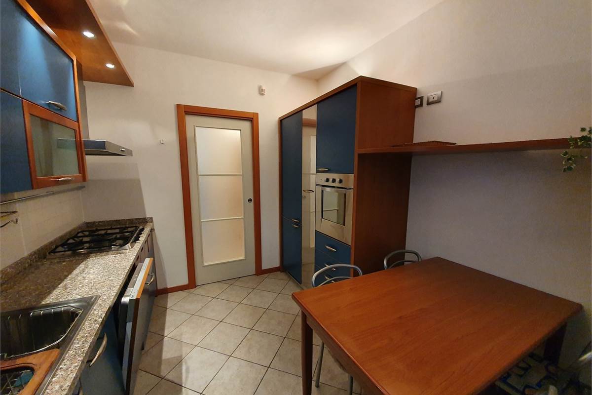 Ottimo trilocale con doppi servizi a Fenegro