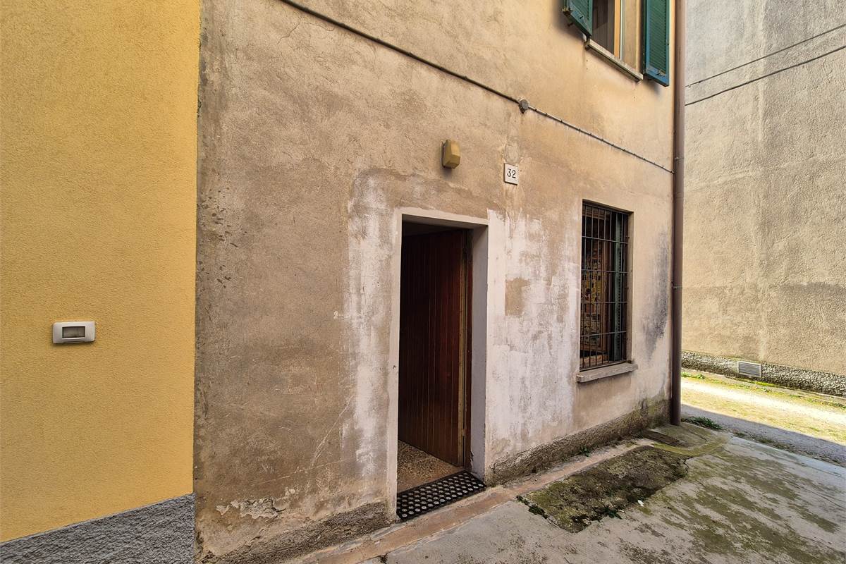 Rustico Ufficio su due livelli a Lomazzo