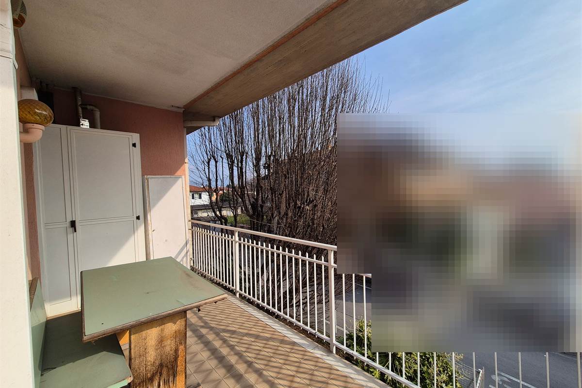 Trilocale indipendente con giardino e box