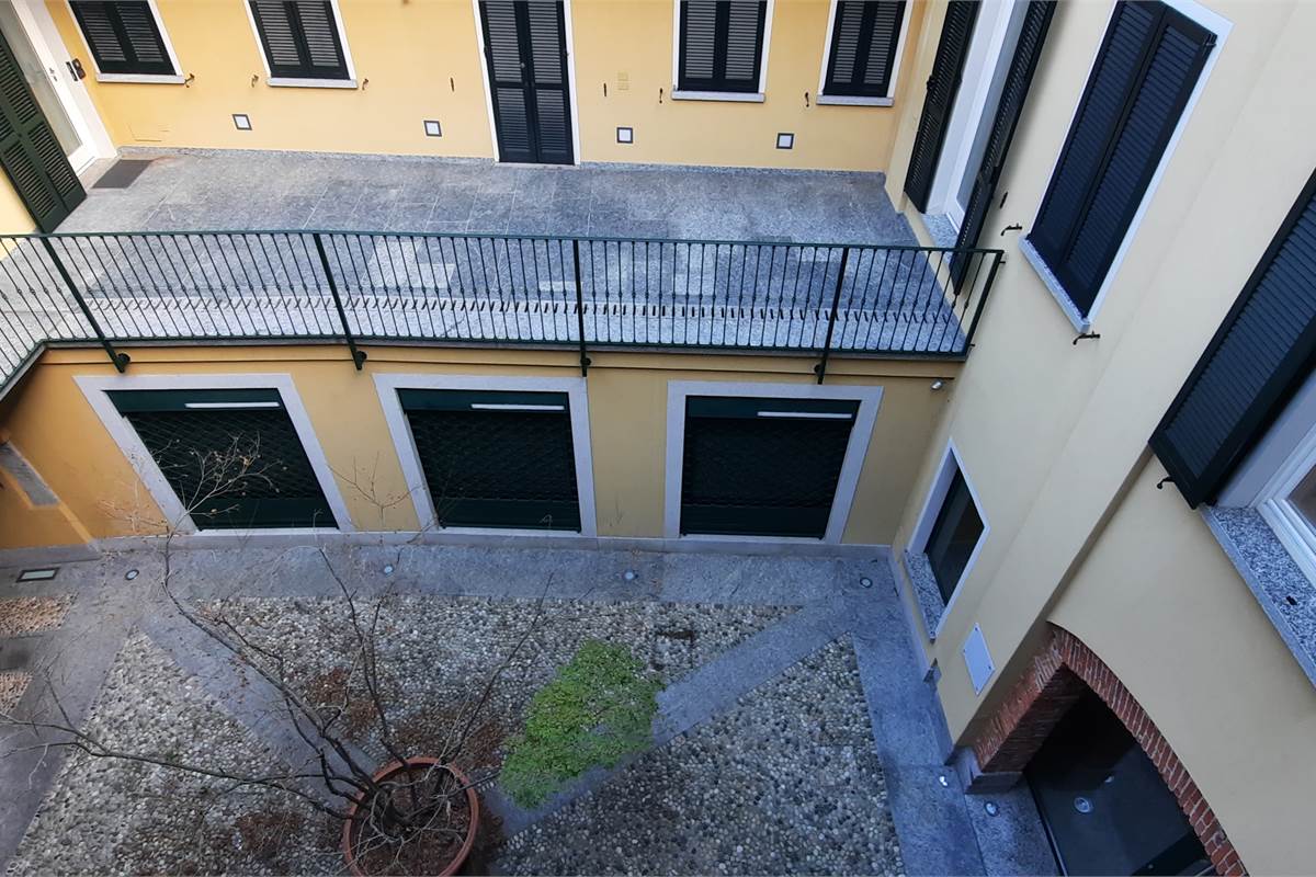 Raffinato ufficio Cantù centro storico