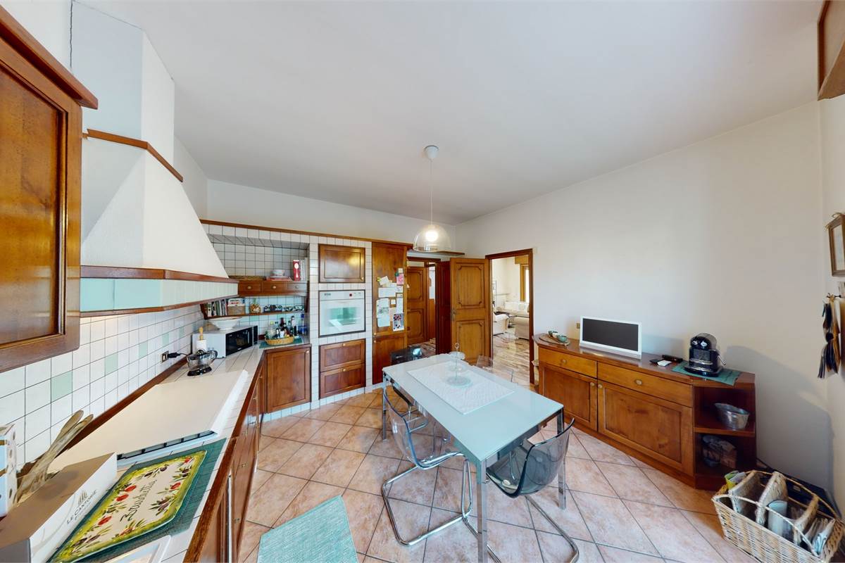Villa Singola Prestigiosa in Vendita a Cirimido