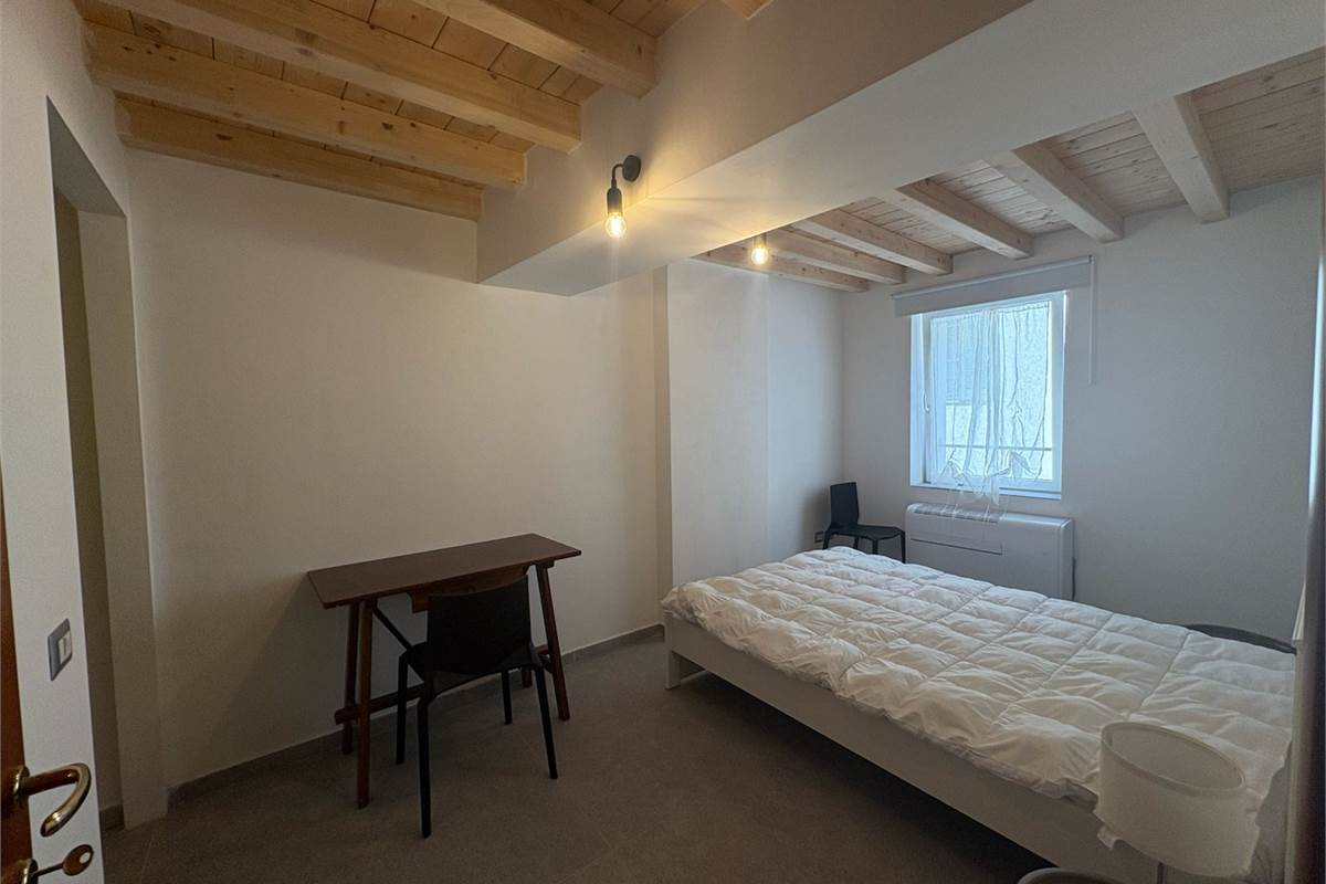 Bilocale Ristruttura a Varese 