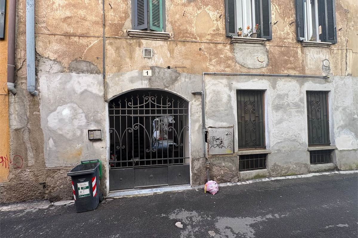 Bilocale Ristruttura a Varese 