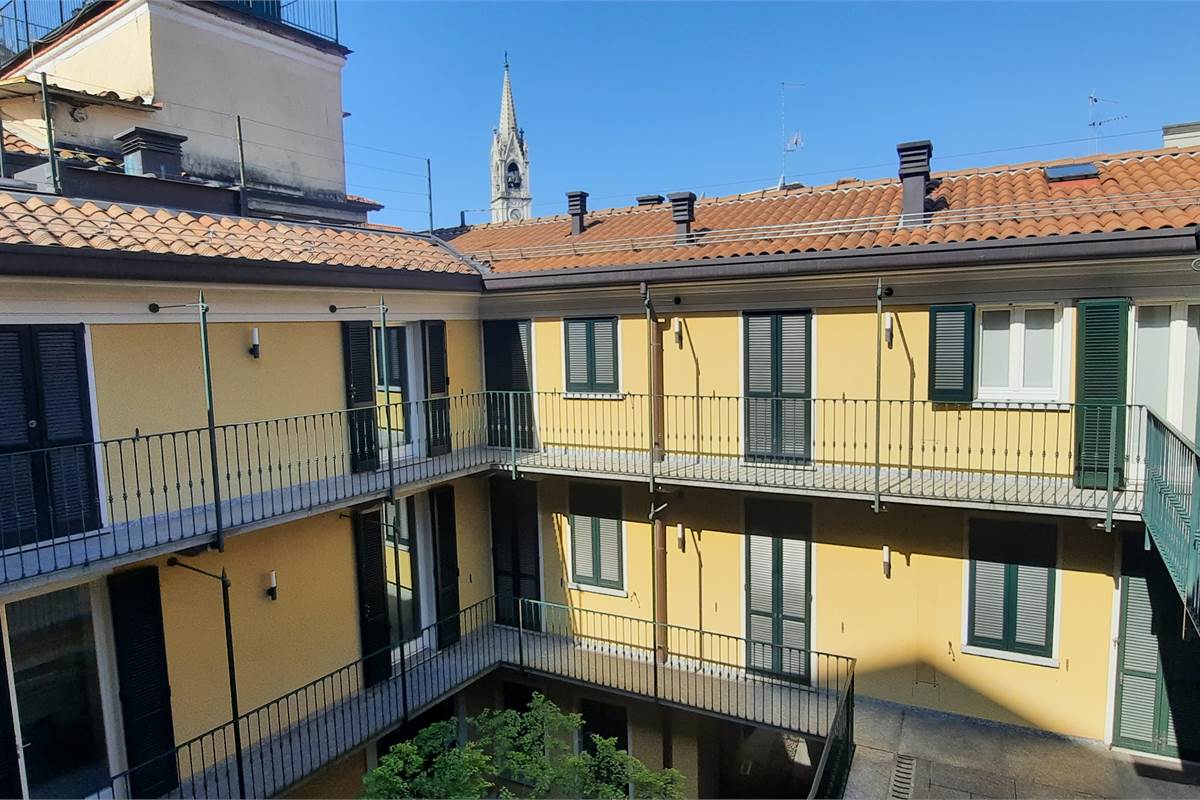 Ufficio signorile in Cantù centro