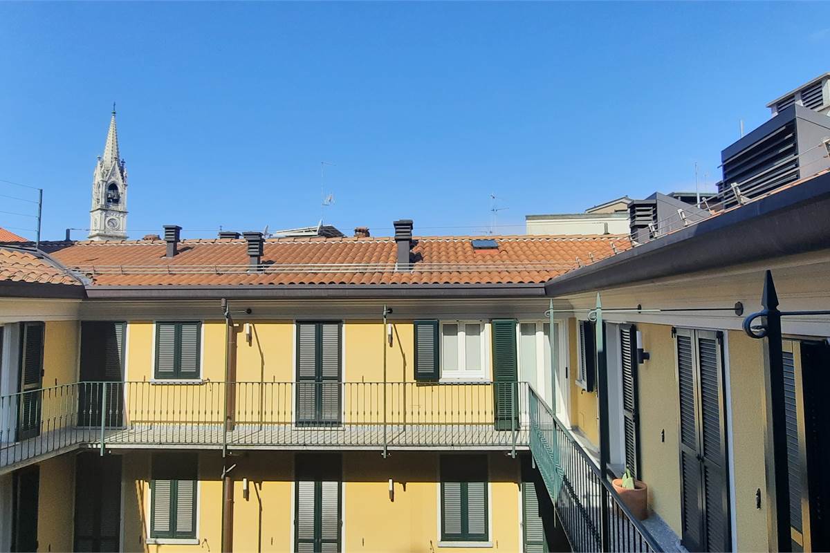 Ufficio signorile in Cantù centro