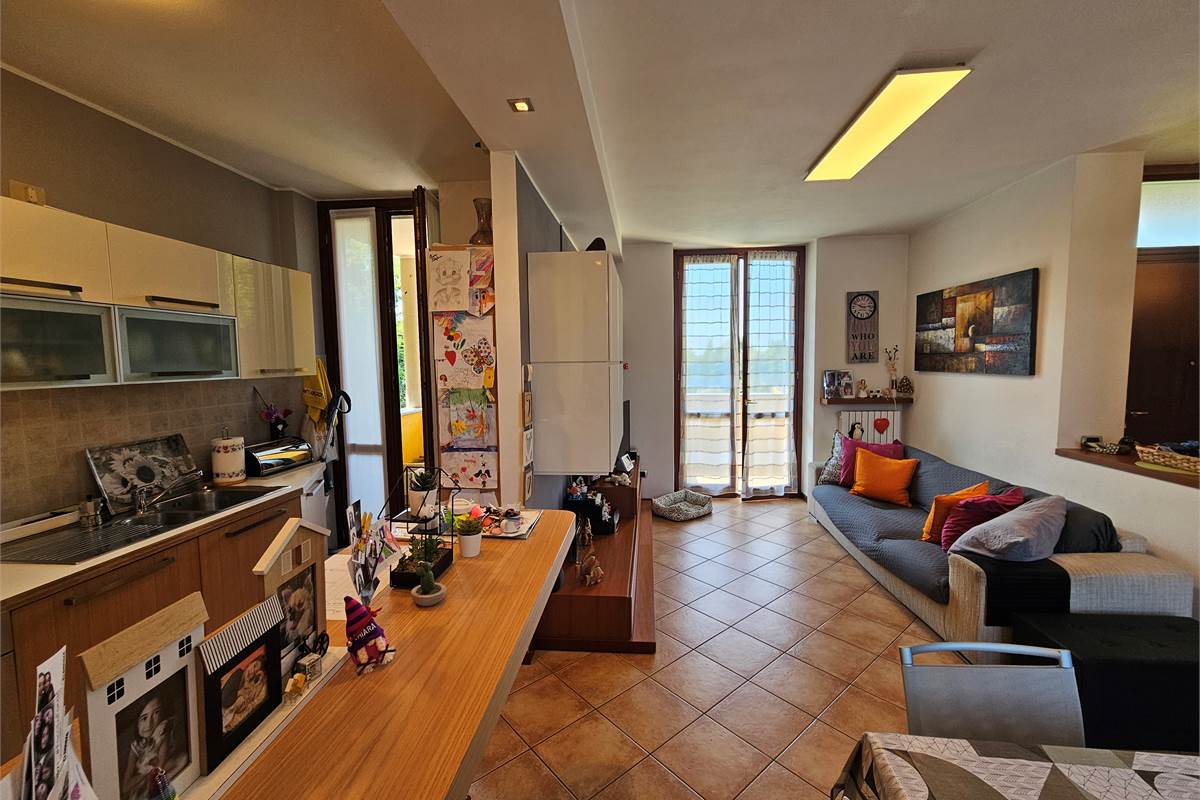 Trilocale Duplex a Bregnano 