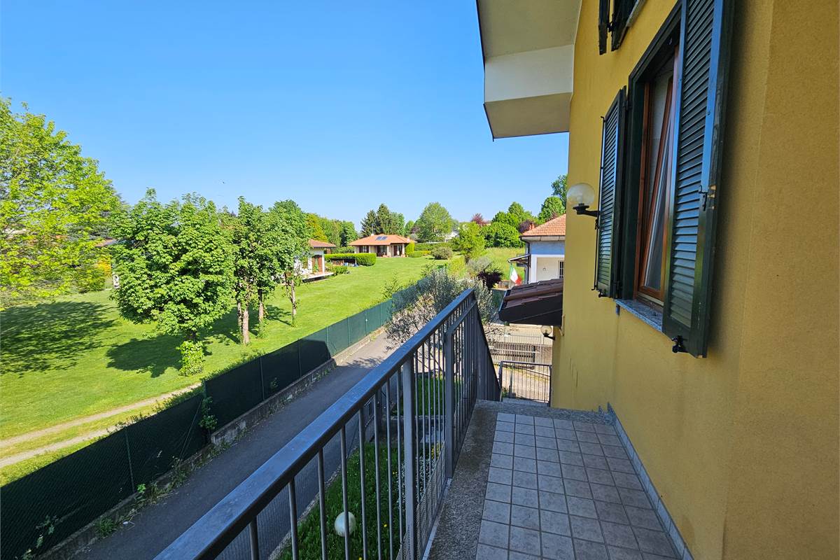 Trilocale Duplex a Bregnano 