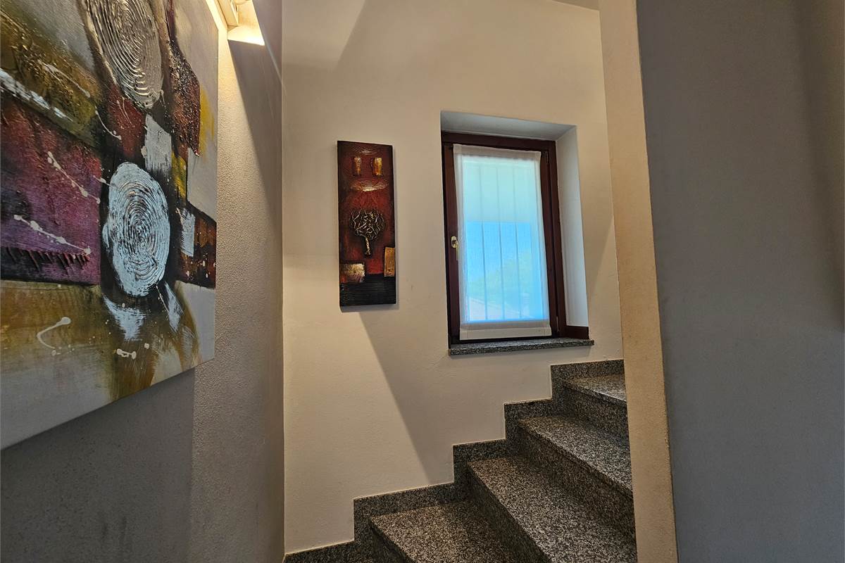 Trilocale Duplex a Bregnano 