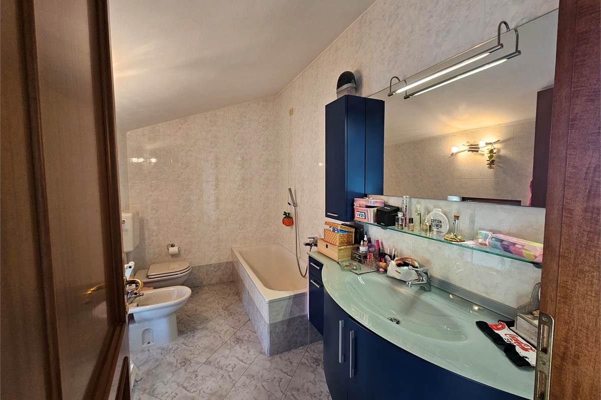 Trilocale Duplex a Bregnano 