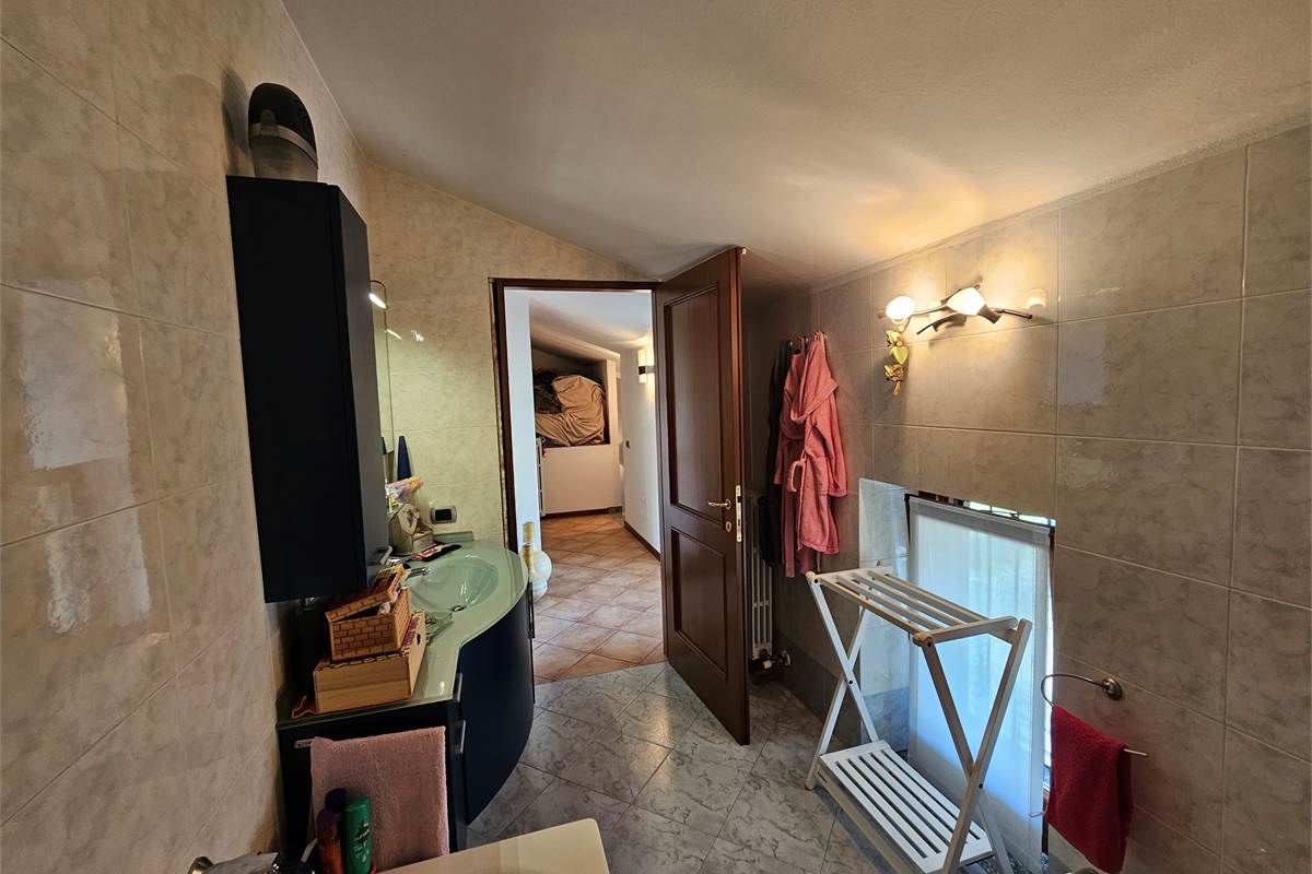 Trilocale Duplex a Bregnano 