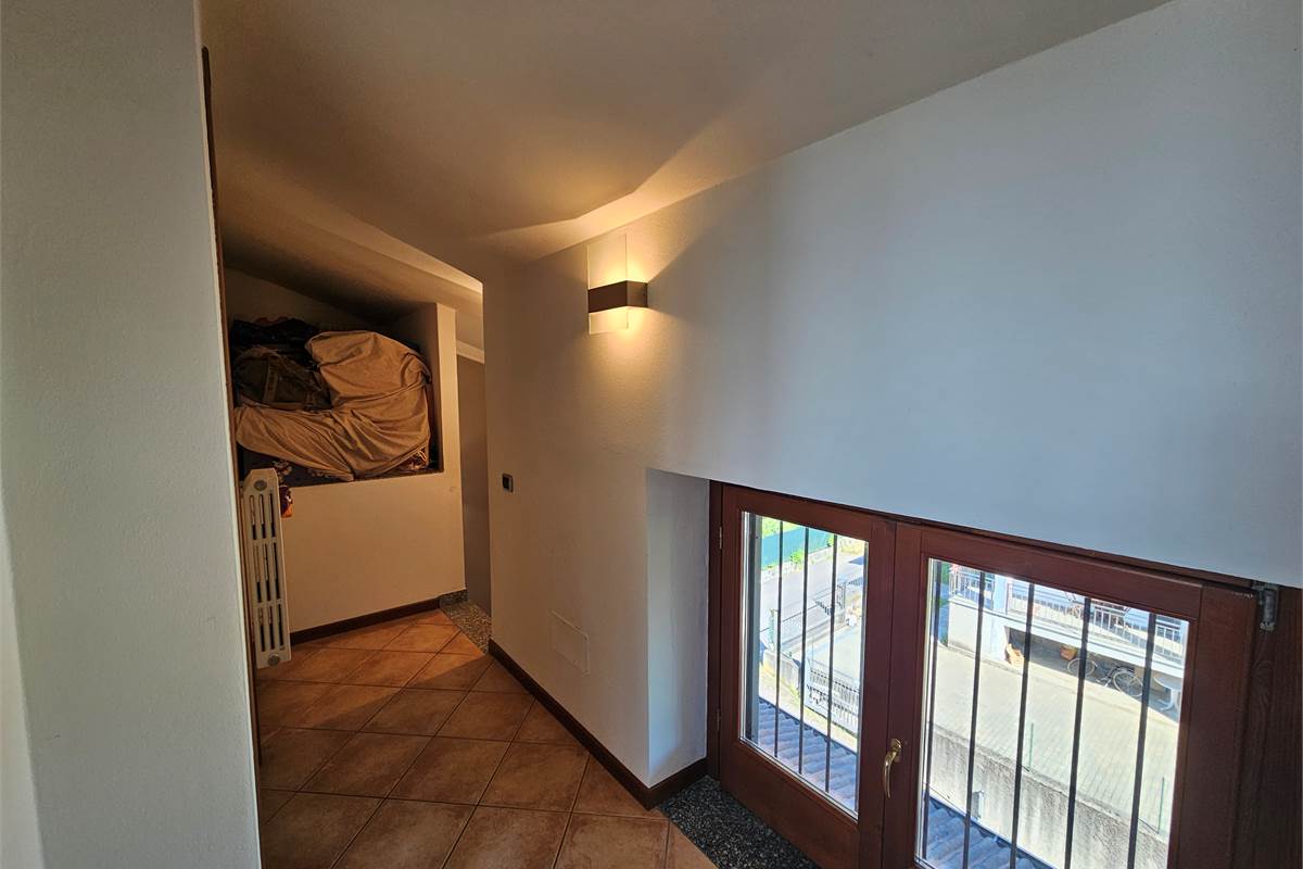 Trilocale Duplex a Bregnano 