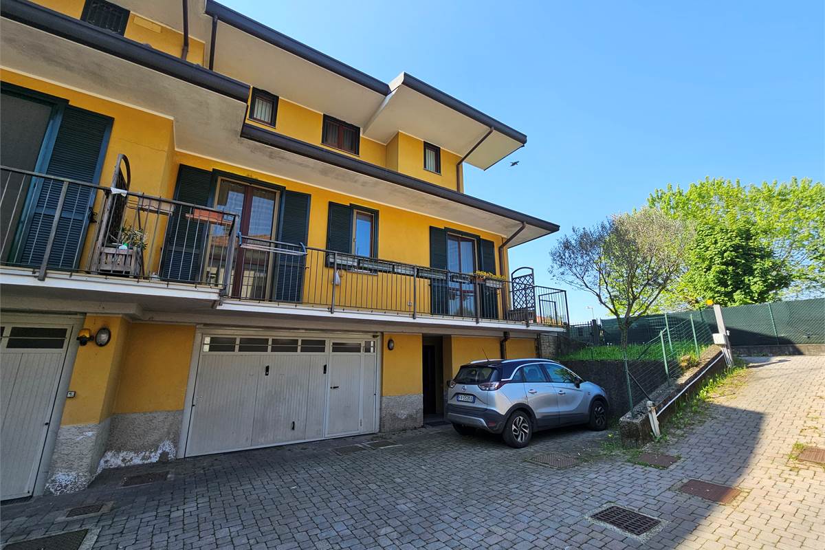 Trilocale Duplex a Bregnano 
