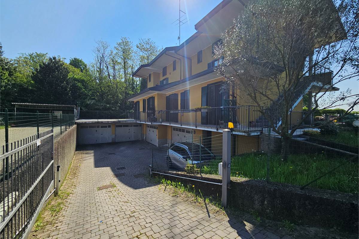 Trilocale Duplex a Bregnano 
