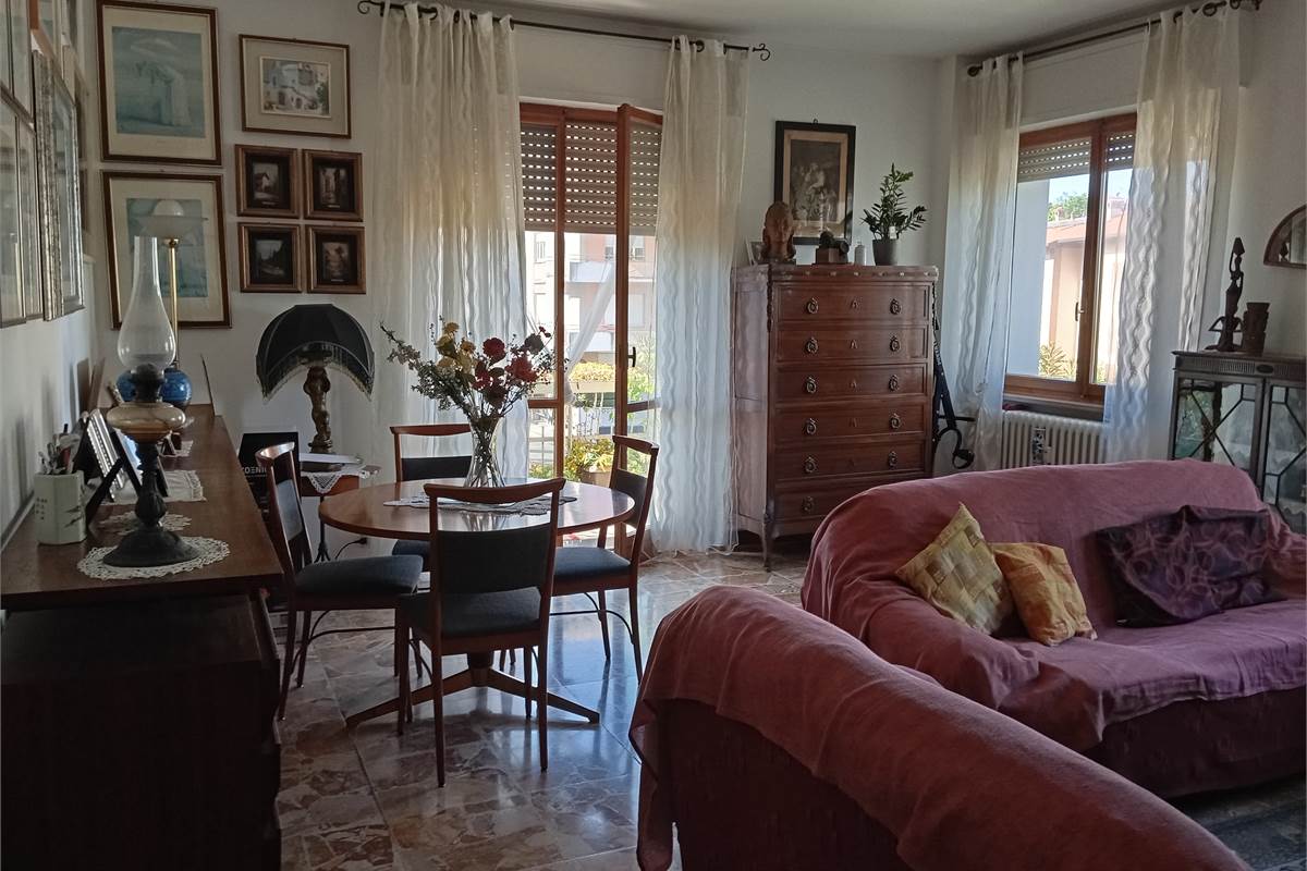 Appartamento Trilocale in Vendita a Cantù