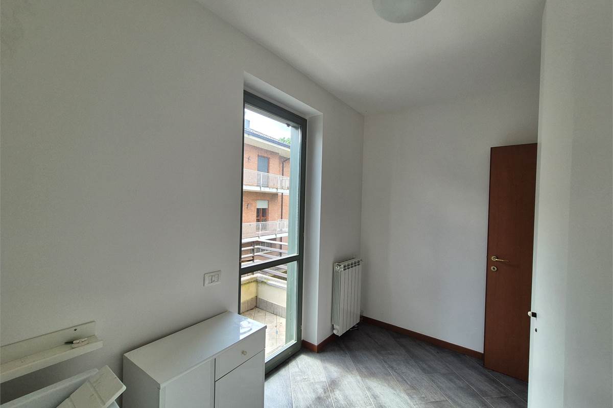 Bilocale con locale hobby a Cadorago