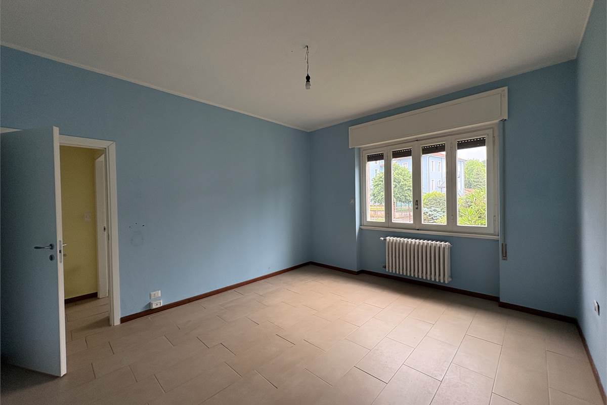 Villa Singola con Giardino a Varano Borghi