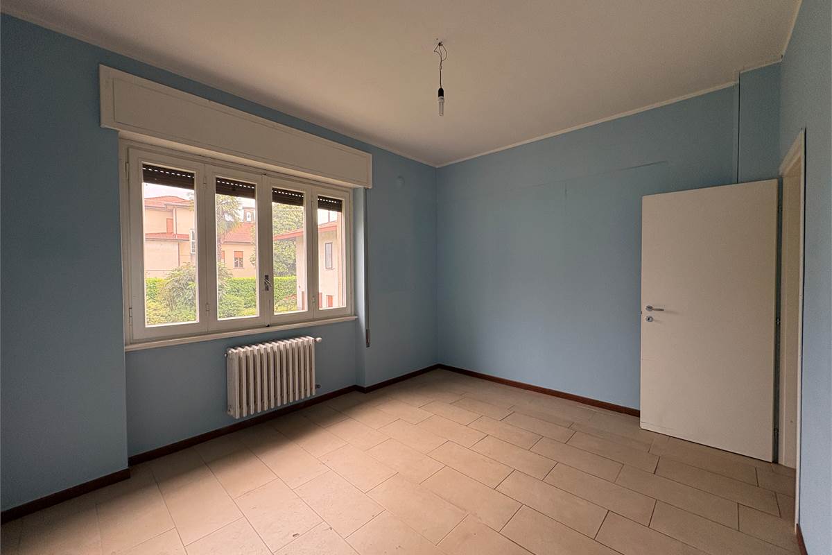 Villa Singola con Giardino a Varano Borghi