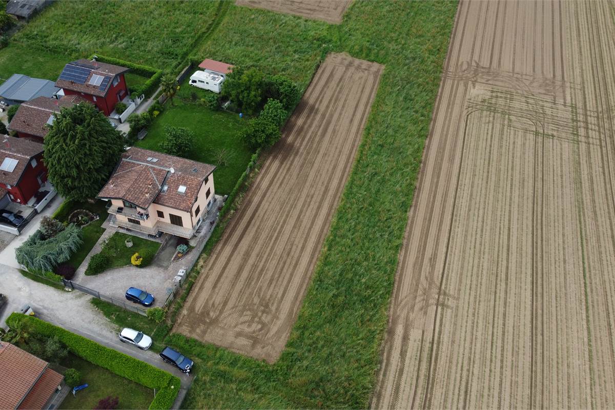Complesso di terreni residenziali a Cermenate 