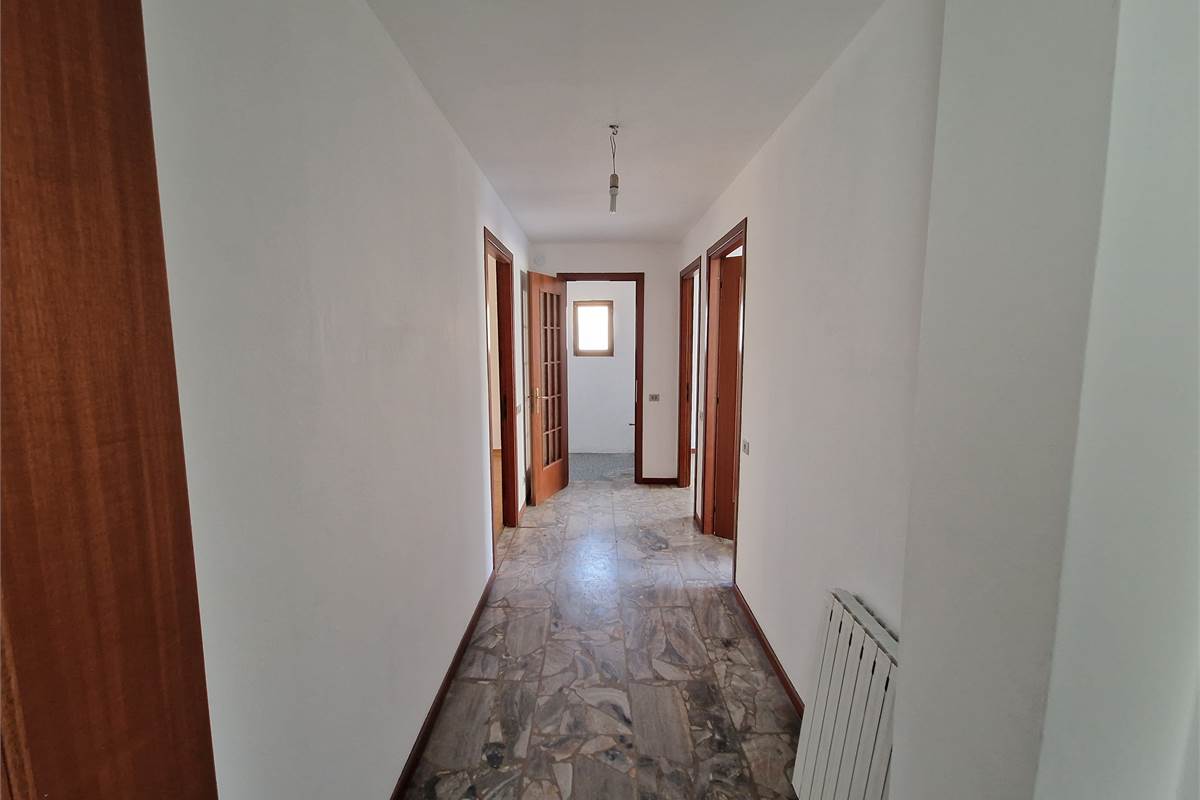 Quadrilocale e Bilocale a Rovellasca in vendita