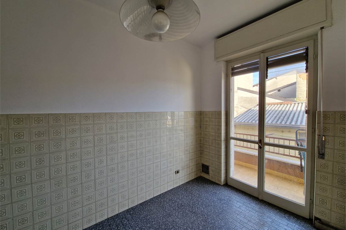 Quadrilocale con box e sottotetto