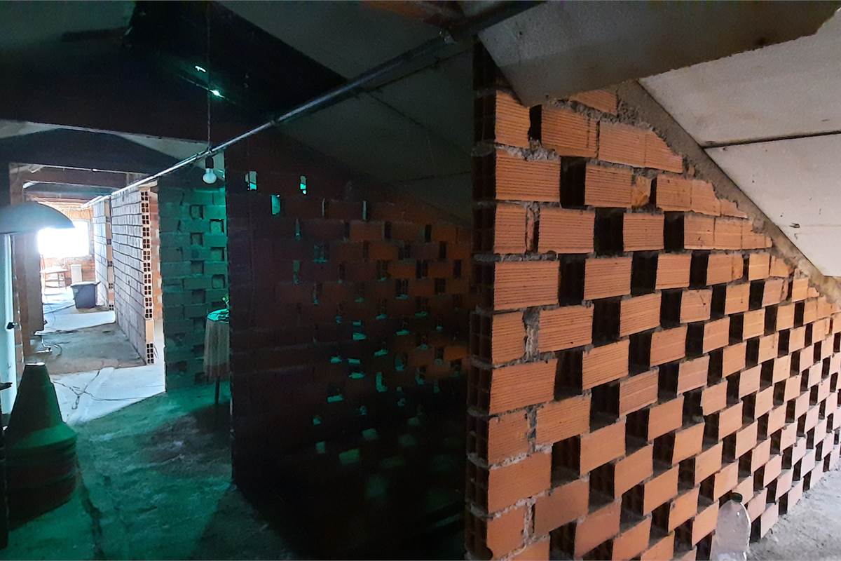 Quadrilocale con box e sottotetto