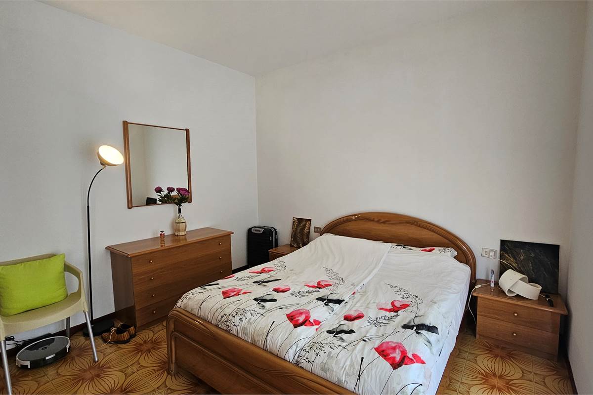 Bilocale con box singolo a Valbrona