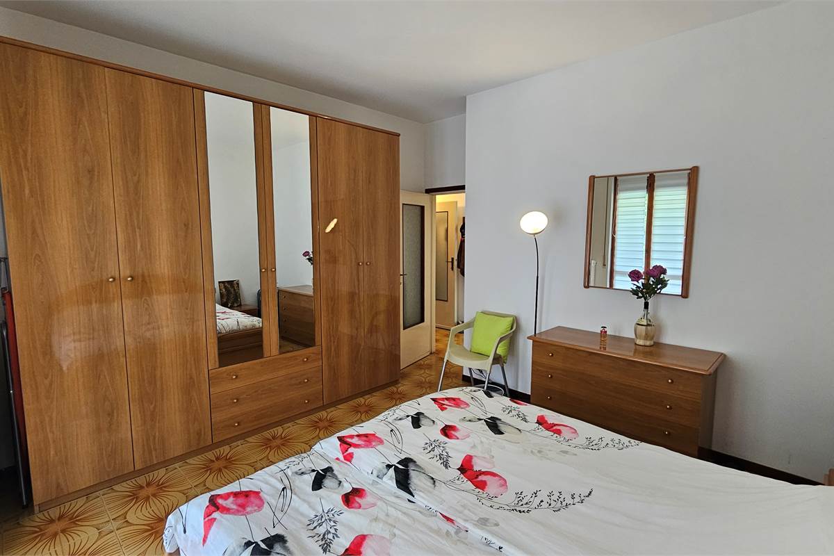 Bilocale con box singolo a Valbrona