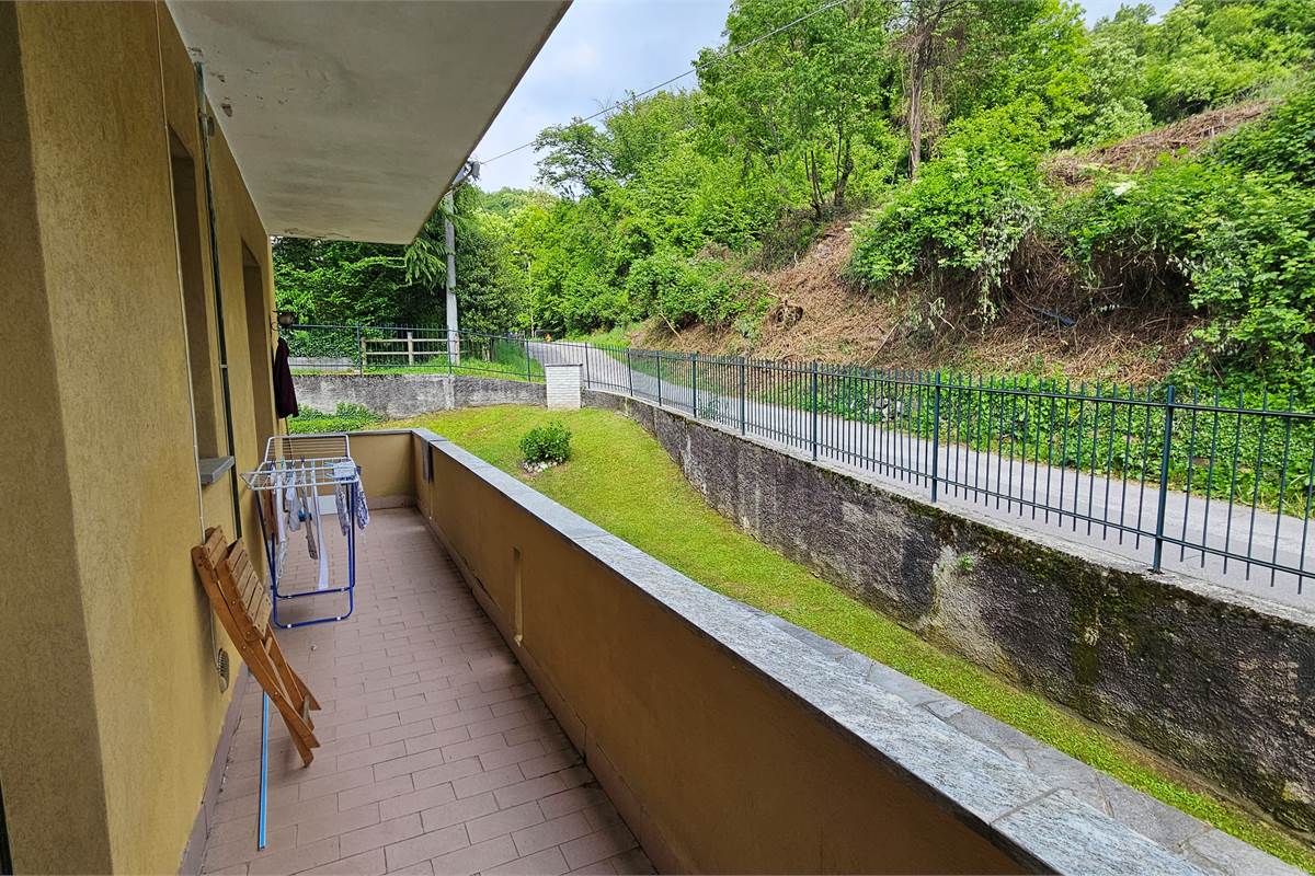 Bilocale con box singolo a Valbrona