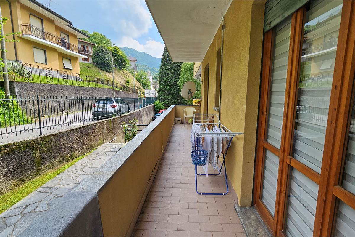 Bilocale con box singolo a Valbrona