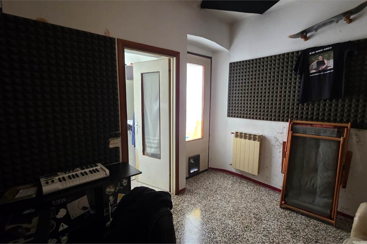 Appartamento su due livelli a Castelmarte