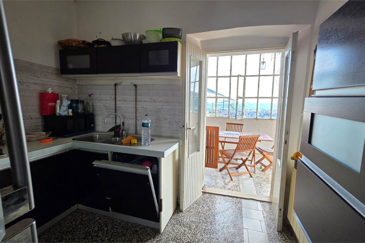 Appartamento su due livelli a Castelmarte
