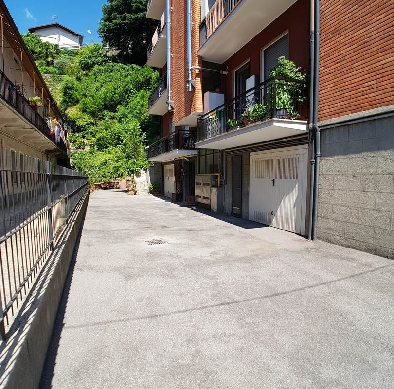 Bilocale arredato a Como Monte Olimpino