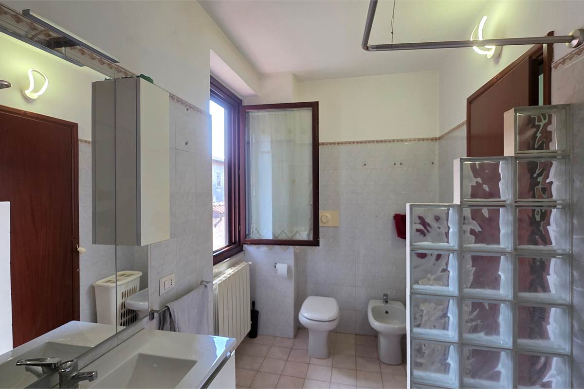 Bilocale con Box e Cantina a Malgesso