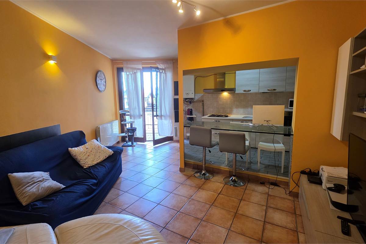 Bilocale con Box e Cantina a Malgesso