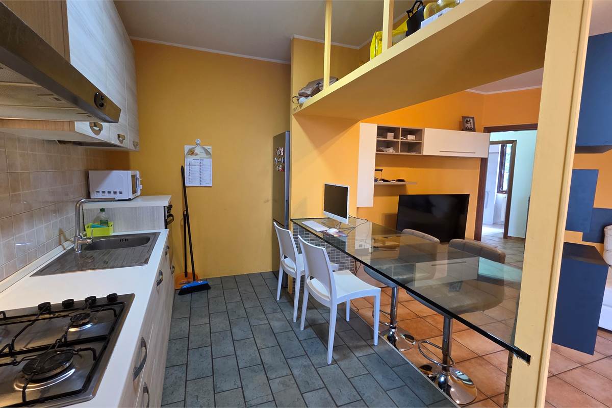 Bilocale con Box e Cantina a Malgesso
